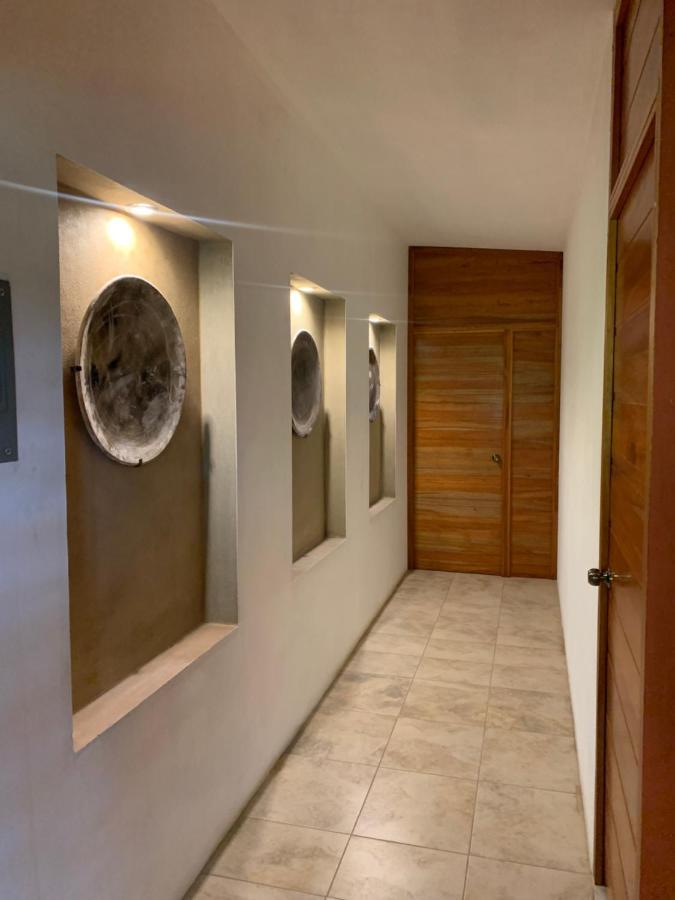 Maya Rue Country house